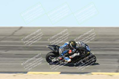 media/May-10-2025-Race Pace (Sat) [[db32fef2da]]/Vested/3-Bowl Set 1 (9am)/